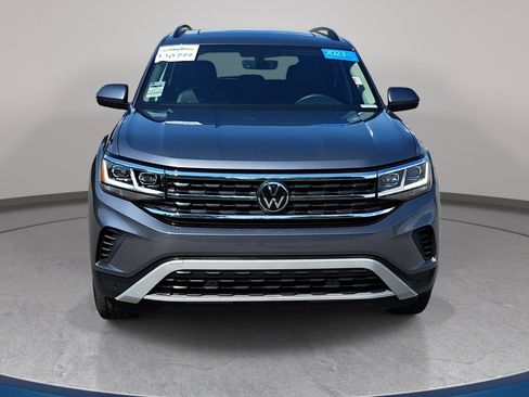 Certified 2023 Volkswagen Atlas SE w/ Panoramic Sunroof Package FWD image 2