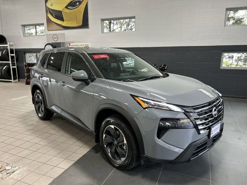 Certified 2026 Nissan Rogue SV w/ Cold Weather Package AWD/4WD image 12