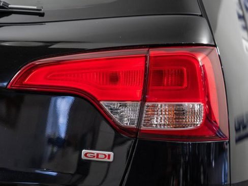 Used 2014 Kia Sorento LX w/ LX V6 Convenience Package image 8