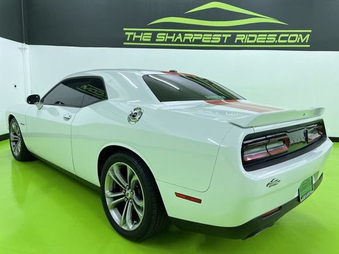 Used 2021 Dodge Challenger R/T RWD image 7