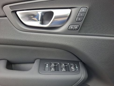 New 2026 Volvo XC60 B5 Plus w/ Protection Package Premier image 7