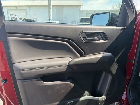 New 2026 GMC Canyon Elevation w/ Convenience Package image 13