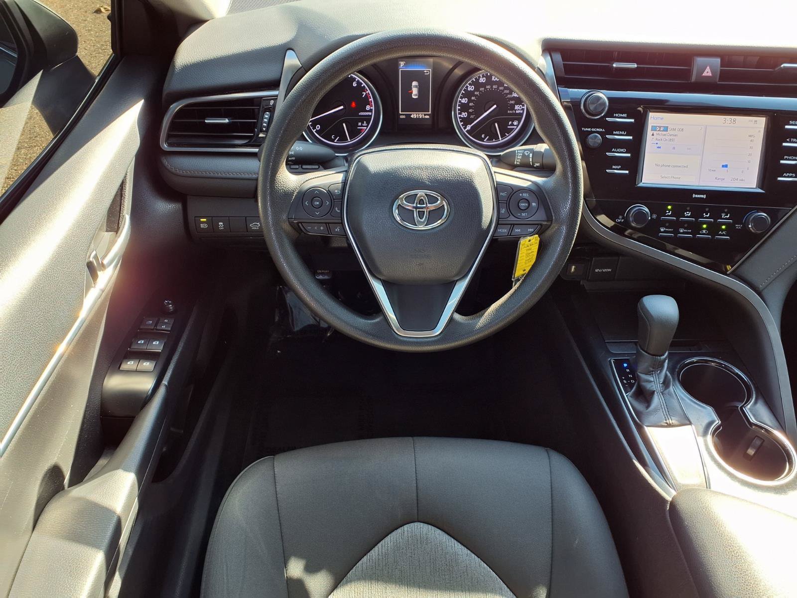 Used 2020 Toyota Camry LE FWD image 13