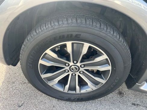 Used 2019 Nissan Armada SL w/ Premium Package image 11
