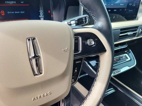 Certified 2025 Lincoln Corsair FWD image 26