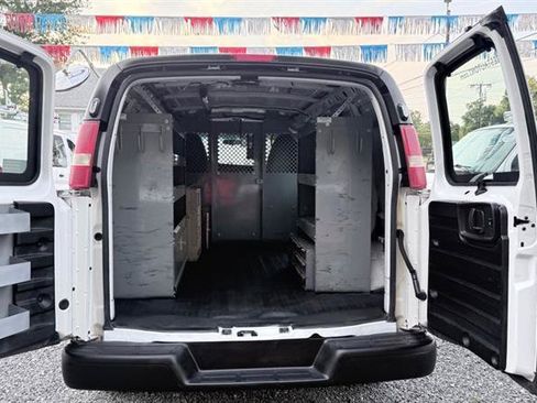 Used 2013 Chevrolet Express 2500 w/ Power Package RWD image 11