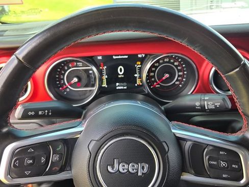 Used 2021 Jeep Wrangler Unlimited Rubicon AWD/4WD image 26