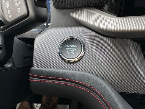 New 2026 Ford Explorer ST-Line w/ ST-Line Street Pack image 22