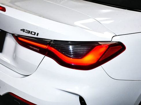 Used 2021 BMW 430i Convertible w/ M Sport Package RWD image 92