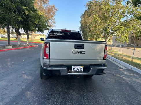 Used 2018 GMC Canyon SLE w/ SLE Convenience Package RWD image 17