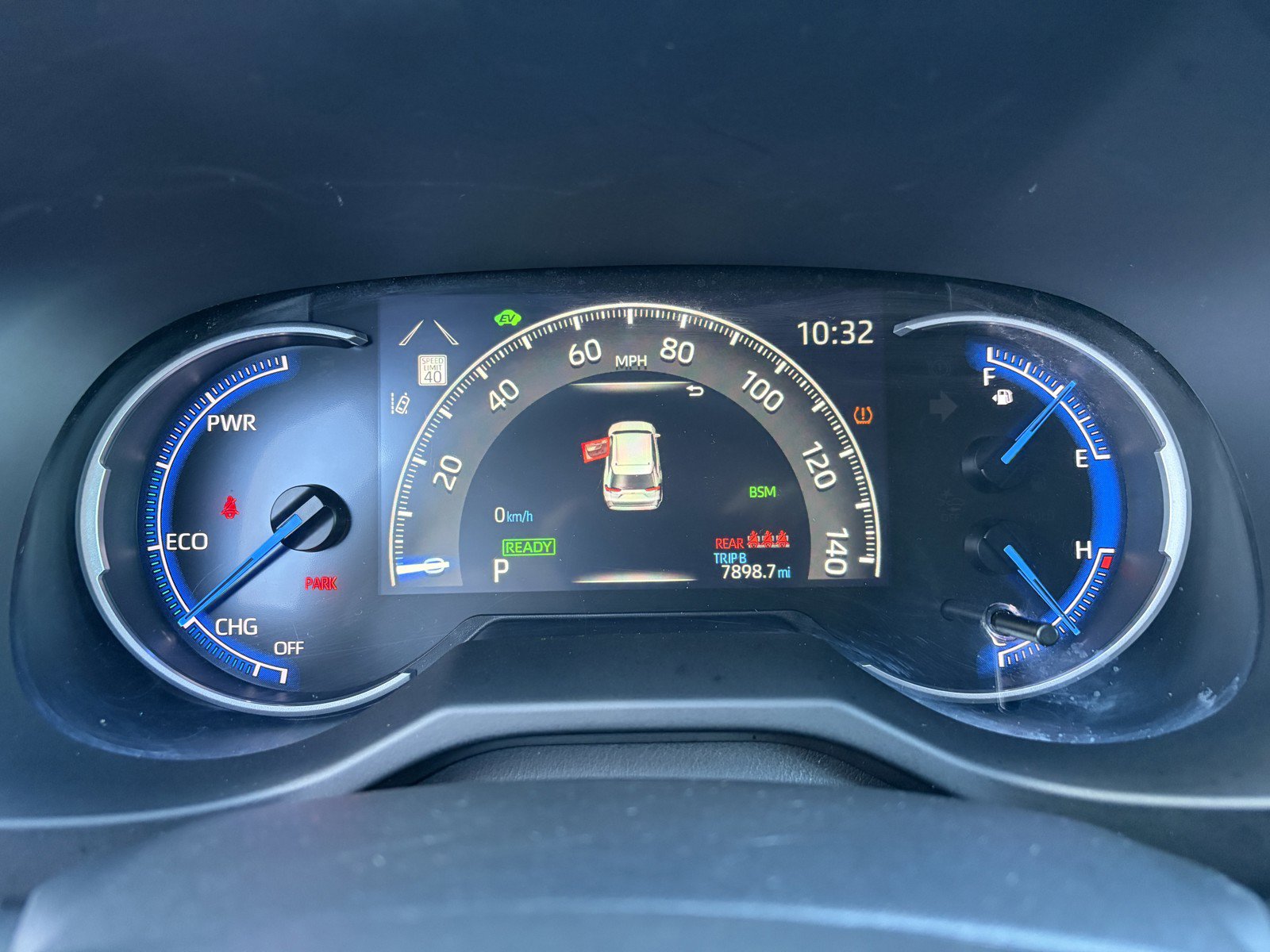 Used 2024 Toyota RAV4 XLE AWD/4WD image 14