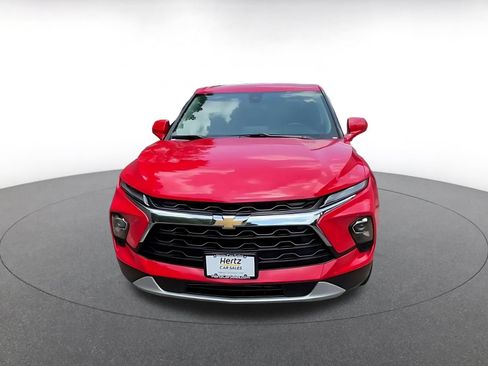 Used 2026 Chevrolet Blazer LT FWD image 4