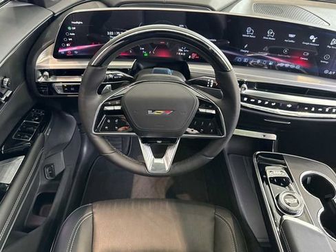 New 2026 Cadillac Lyriq V image 14