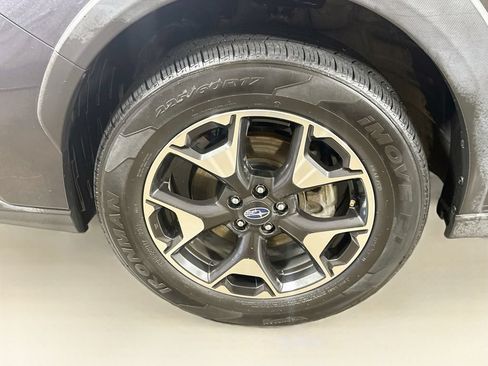 Used 2019 Subaru Crosstrek 2.0i Premium AWD/4WD image 38
