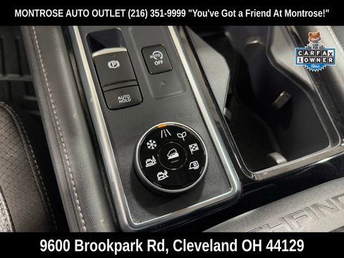 Used 2024 Nissan Pathfinder SL image 24