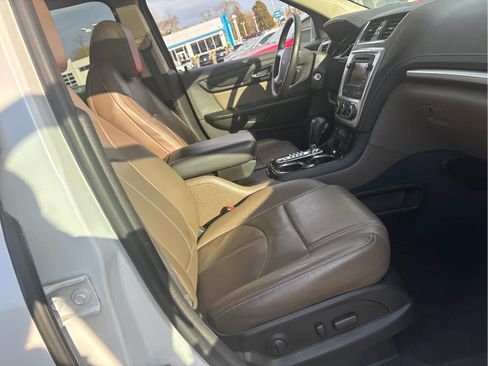 Used 2017 GMC Acadia Limited SLT image 20