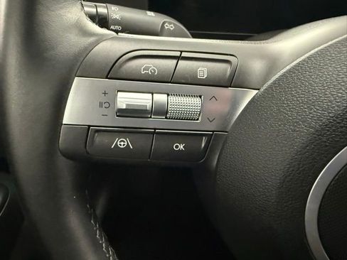 Certified 2025 Hyundai Kona SEL image 17