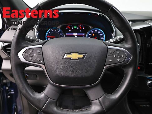 Used 2023 Chevrolet Traverse LT AWD/4WD image 10
