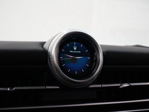 New 2025 Maserati Grecale Modena image 21