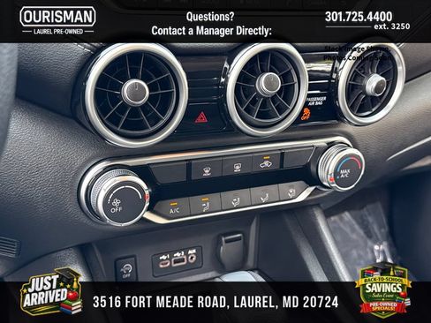 Used 2025 Nissan Sentra SV FWD image 13
