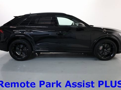 Used 2025 Audi RS Q8 performance image 30