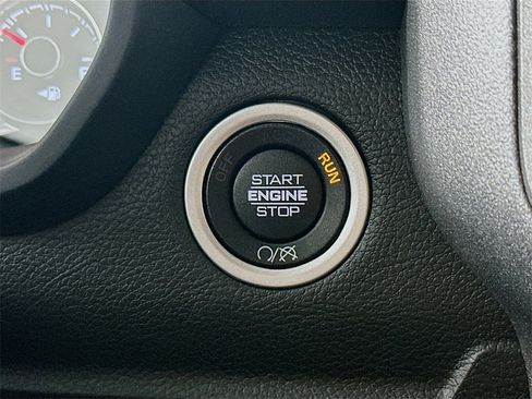 Used 2024 RAM 2500 Tradesman w/ Chrome Appearance Group image 26