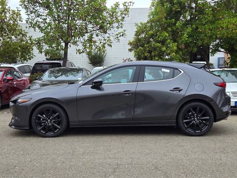 New 2026 MAZDA MAZDA3 Hatchback w/Premium Plus Pkg AWD/4WD image 2
