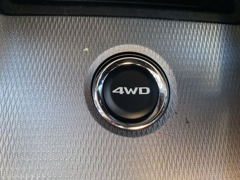 Used 2024 Mitsubishi Outlander Sport ES AWD/4WD image 28
