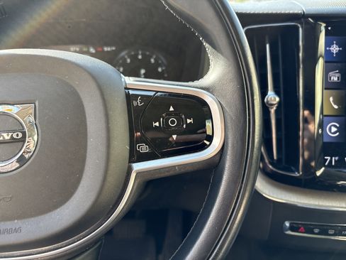 Used 2021 Volvo XC60 T5 Inscription w/ Advanced Package image 20