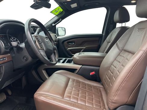 Used 2023 Nissan Titan Platinum Reserve w/ Moonroof Package image 9