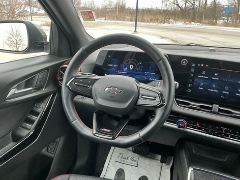 Used 2025 Chevrolet Equinox RS w/ Safety and Technology Package image 24