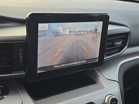 Used 2021 Ford Explorer XLT w/ Equipment Group 202A image 15