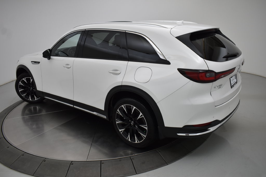 Certified 2025 MAZDA CX-90 Plug-In Hybrid w/ Premium Plus AWD/4WD image 8