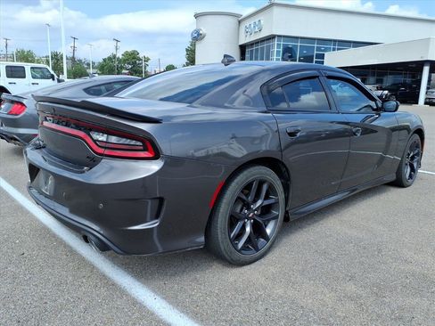 Used 2021 Dodge Charger R/T w/ Plus Group RWD image 4