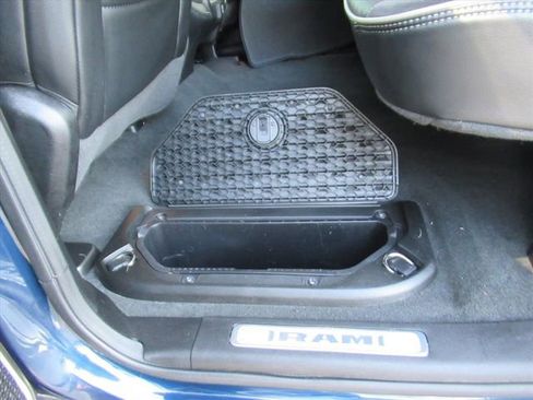 Used 2022 RAM 1500 Laramie w/ Sport Appearance Package image 17