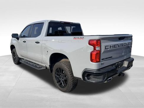 Used 2024 Chevrolet Silverado 1500 LT Trail Boss w/ Convenience Package II AWD/4WD image 7