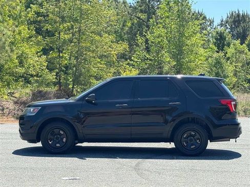 Used 2017 Ford Explorer 4WD Police Interceptor image 3