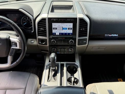 Used 2020 Ford F150 Lariat RWD image 10