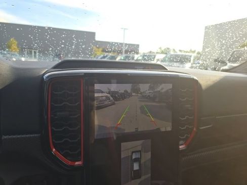 Used 2025 Ford Ranger Raptor AWD/4WD image 17