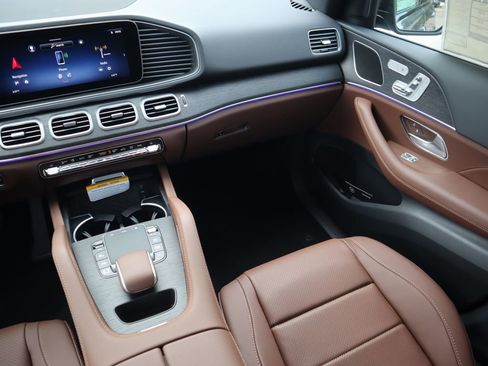New 2025 Mercedes-Benz GLE 350 4MATIC image 12
