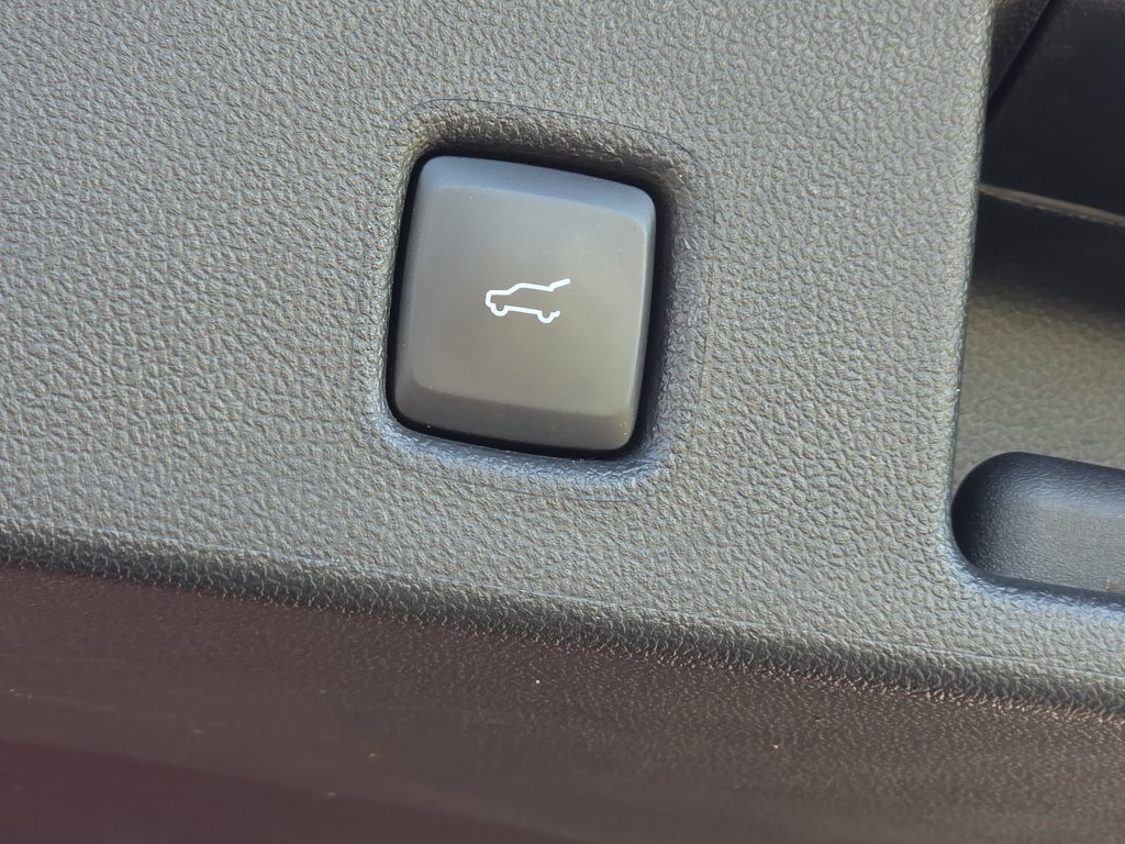 Used 2024 Ford Escape ST-Line w/ Tech Pack #1 FWD image 14