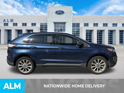 Used 2017 Ford Edge Titanium w/ Equipment Group 301A FWD image 4