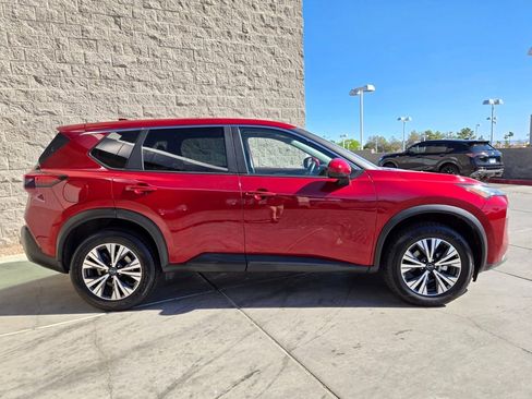 Used 2023 Nissan Rogue SV AWD/4WD image 6