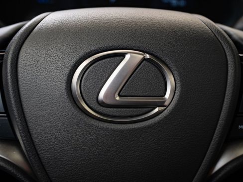 New 2025 Lexus UX 300h AWD image 27