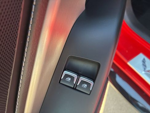 Used 2016 Chevrolet Corvette Z06 w/ Z07 Performance Package RWD image 11