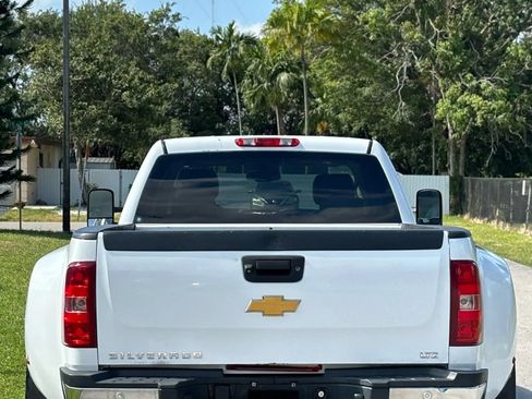 Used 2014 Chevrolet Silverado 3500 LTZ w/ LTZ Plus Package AWD/4WD image 6