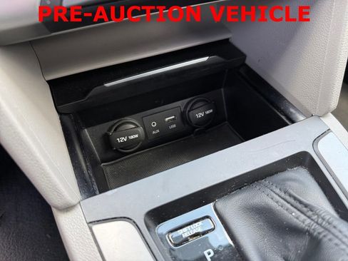 Used 2017 Hyundai Elantra SE FWD image 20