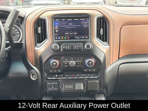 Used 2023 Chevrolet Silverado 3500 High Country AWD/4WD image 17