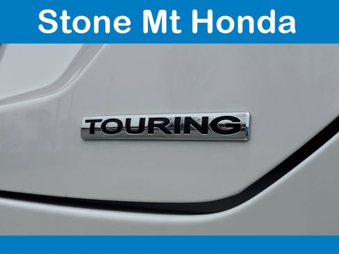 New 2025 Honda Pilot Touring image 7