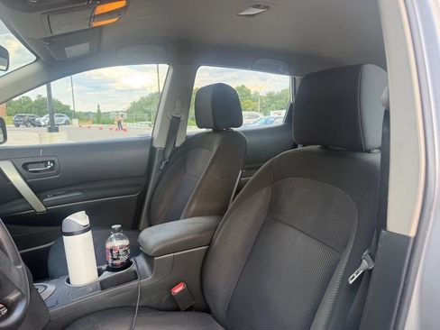 Used 2013 Nissan Rogue S AWD/4WD image 4